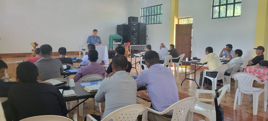 Leo teaching in Peru 2_2024